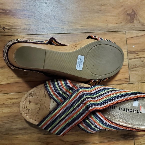 Shoes - Picture 3 of 3